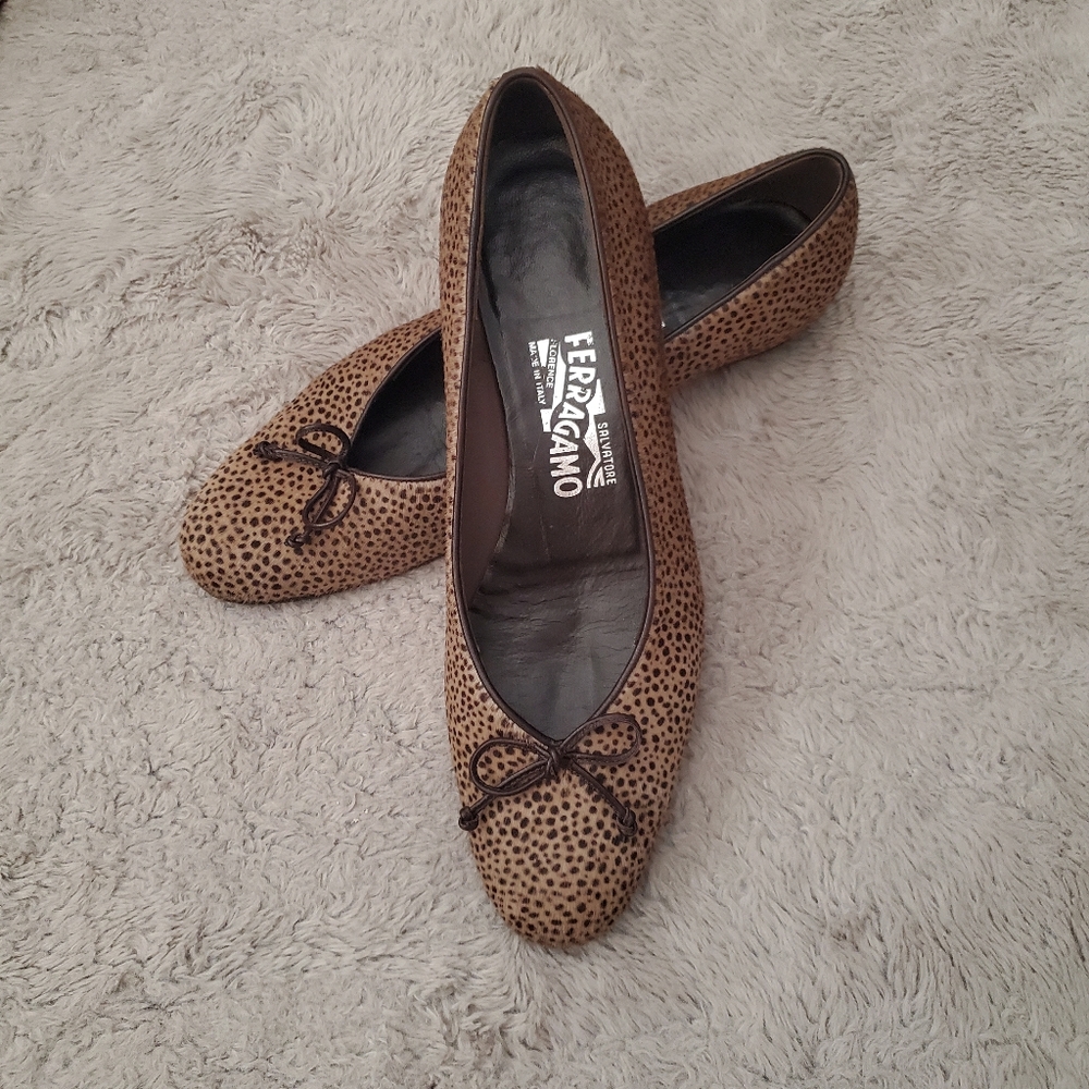 Salvatore Ferragamo Leopard flats Size 8 (runs small)